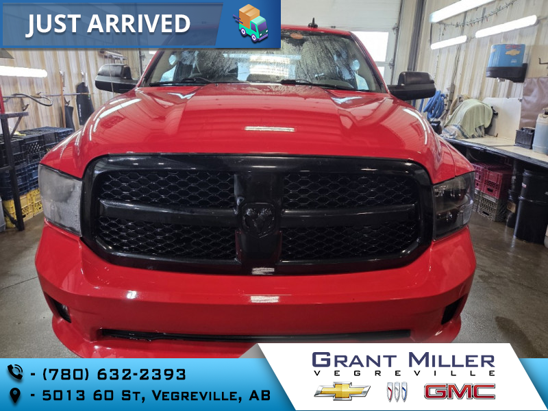 2020 RAM 1500 Classic Express Crew Cab SB 4WD