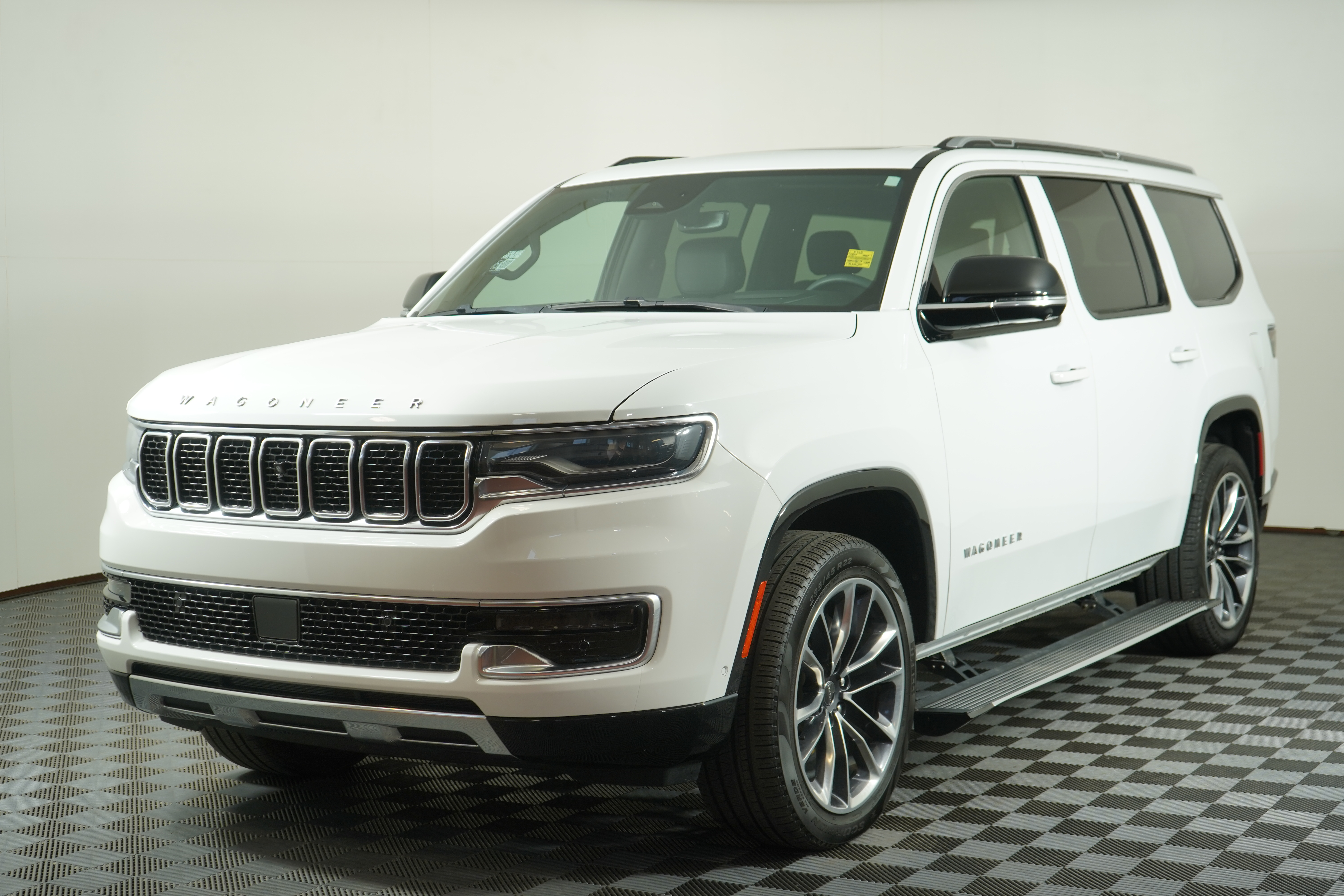 Bright White 2023 Jeep Wagoneer Series III 4WD SUV / Crossover Four-Wheel Drive Automatic