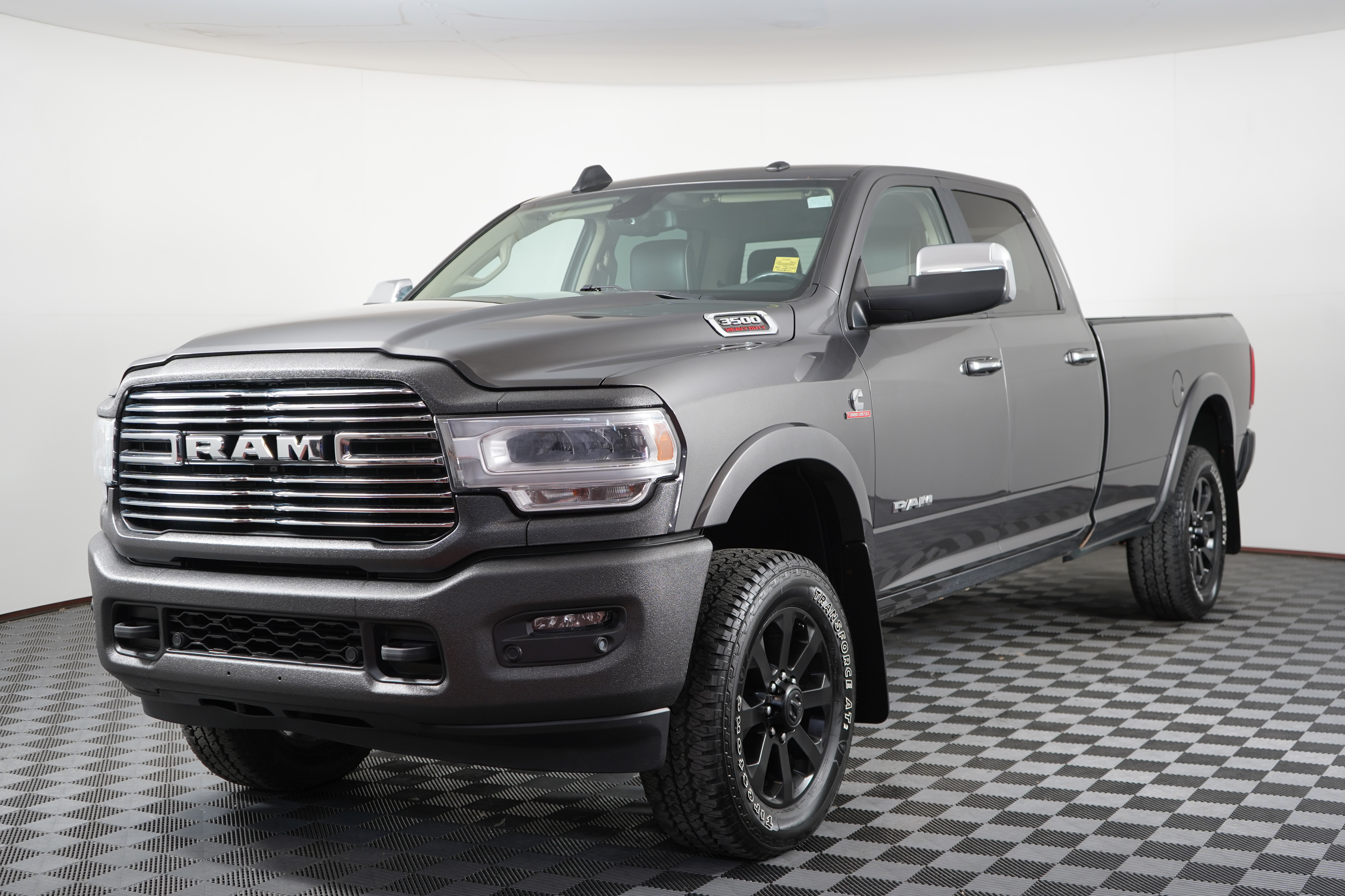 2022 RAM 3500 Laramie Crew Cab LB 4WD