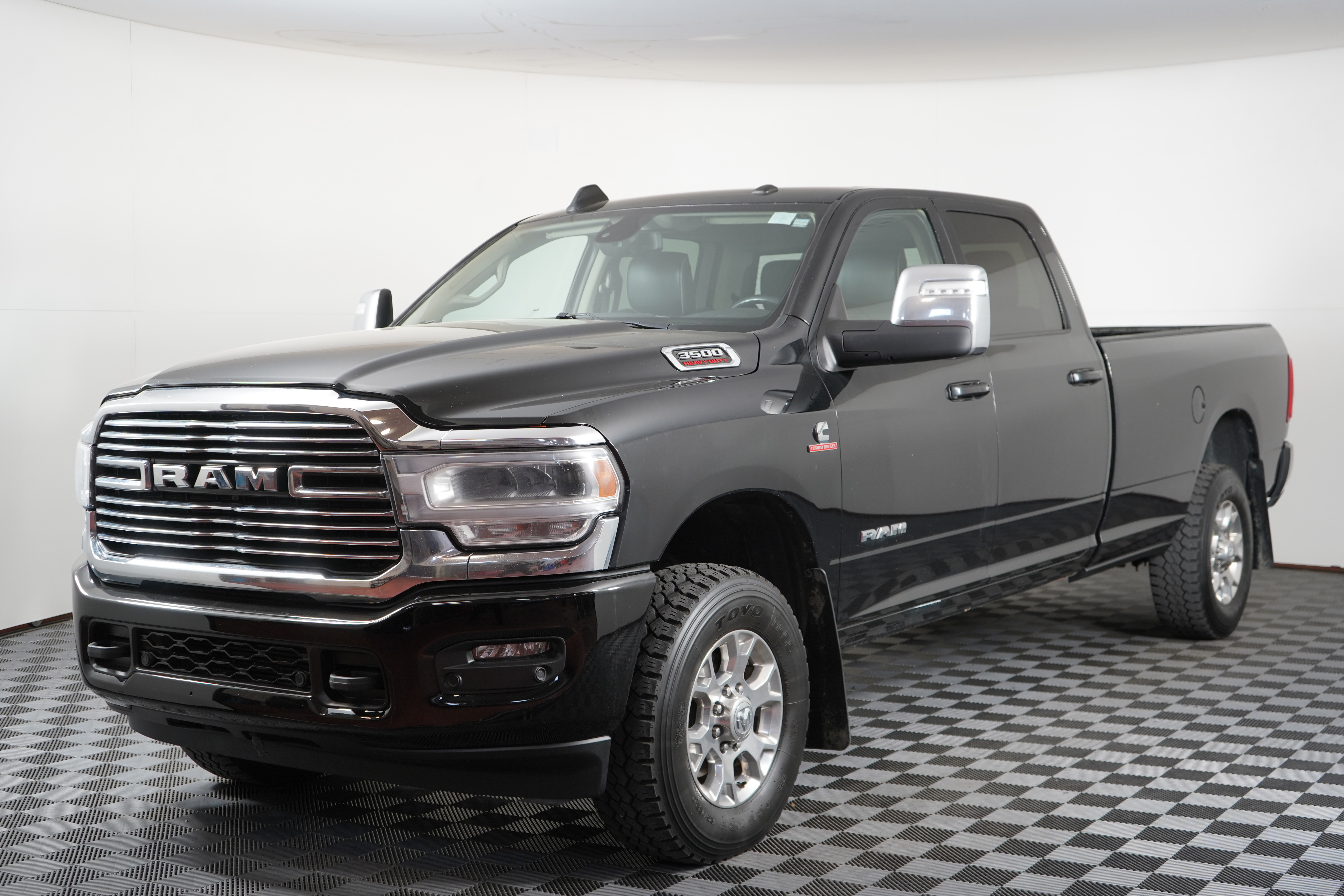  2023 RAM 3500 Laramie Crew Cab LB 4WD   