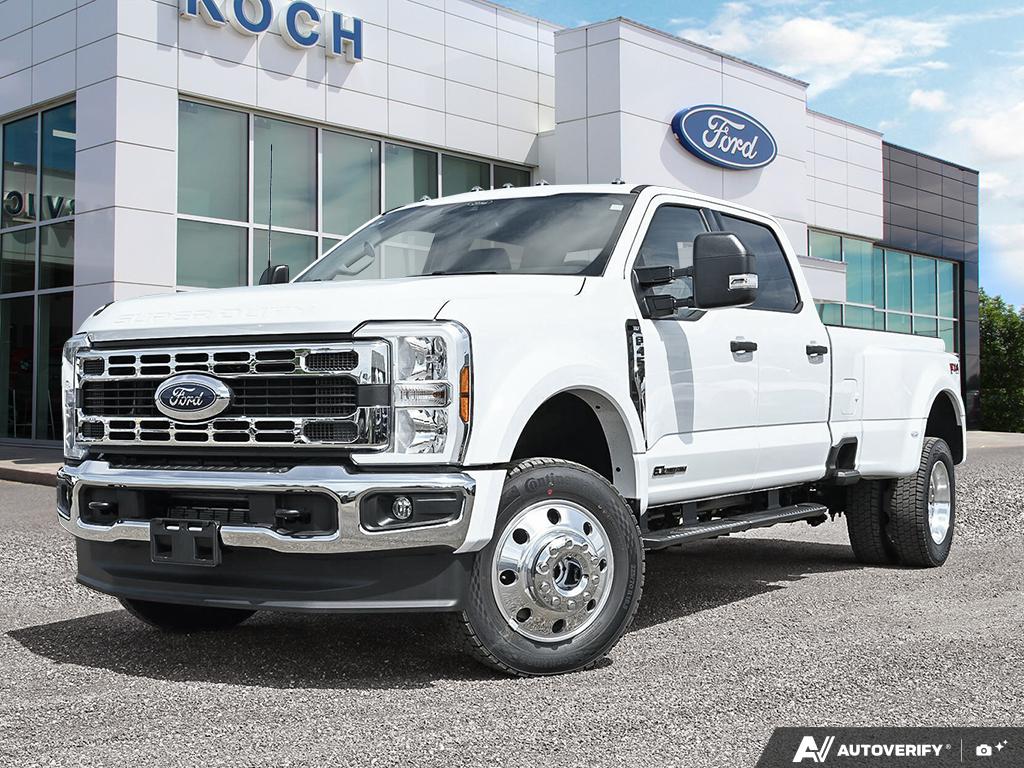 Oxford White 2026 Ford F-450 Super Duty Pickup Truck Four-Wheel Drive Automatic