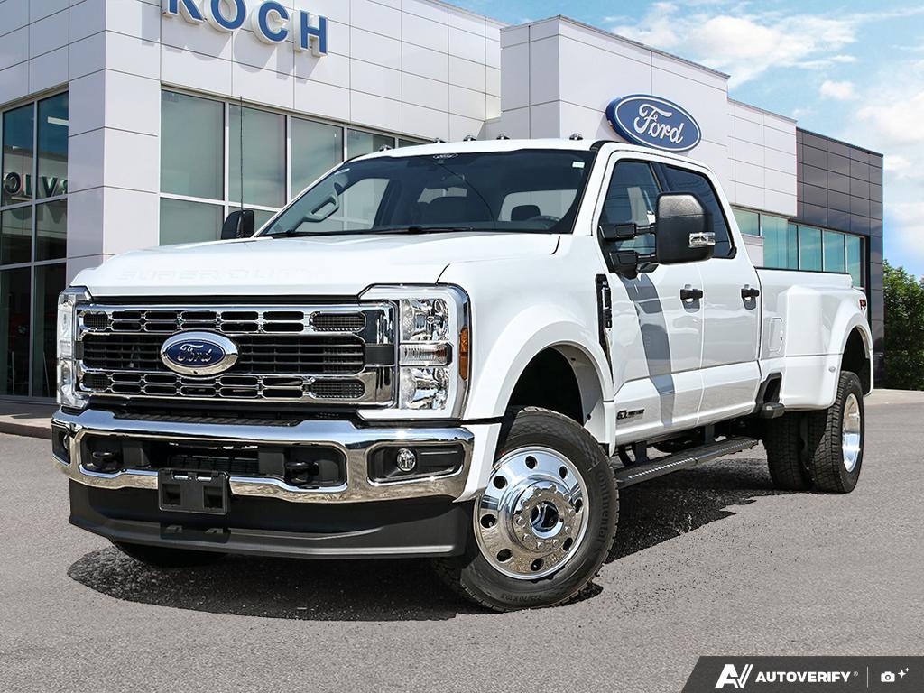 Oxford White 2026 Ford F-450 Super Duty Pickup Truck Four-Wheel Drive Automatic