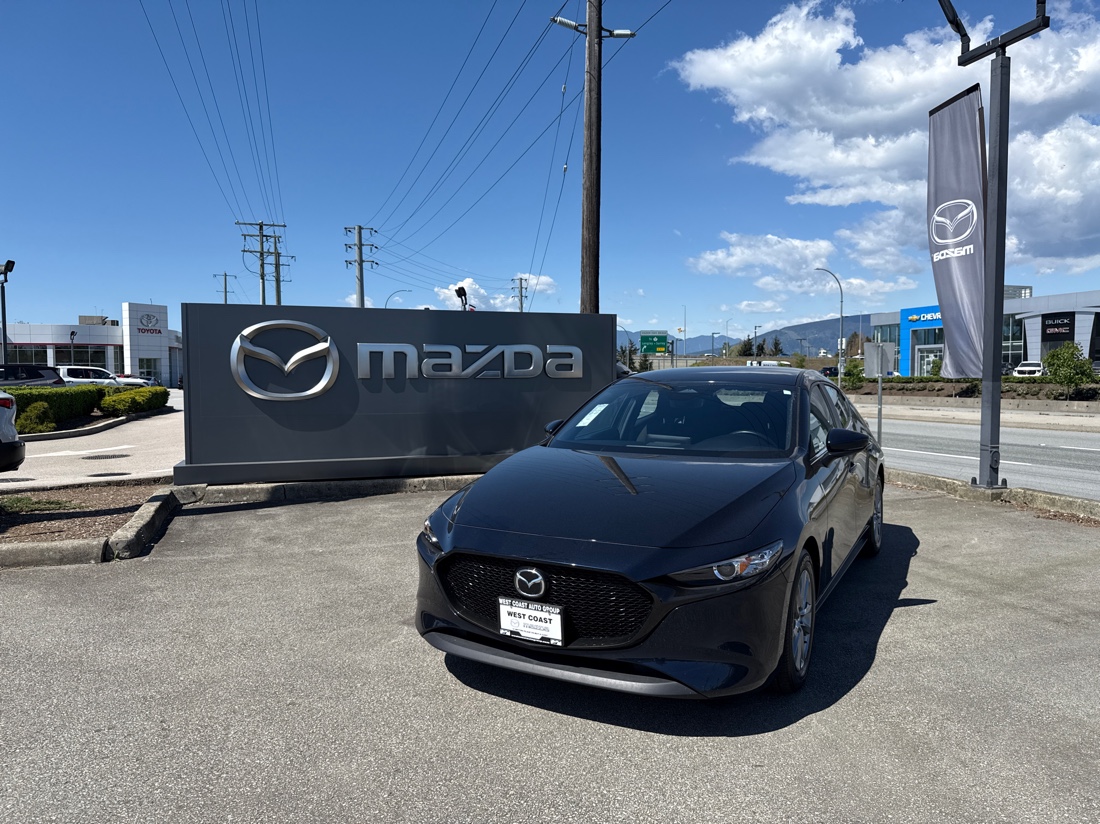 Blue 2025 Mazda MAZDA3 2.5 S Preferred Hatchback FWD Hatchback Front-Wheel Drive Automatic