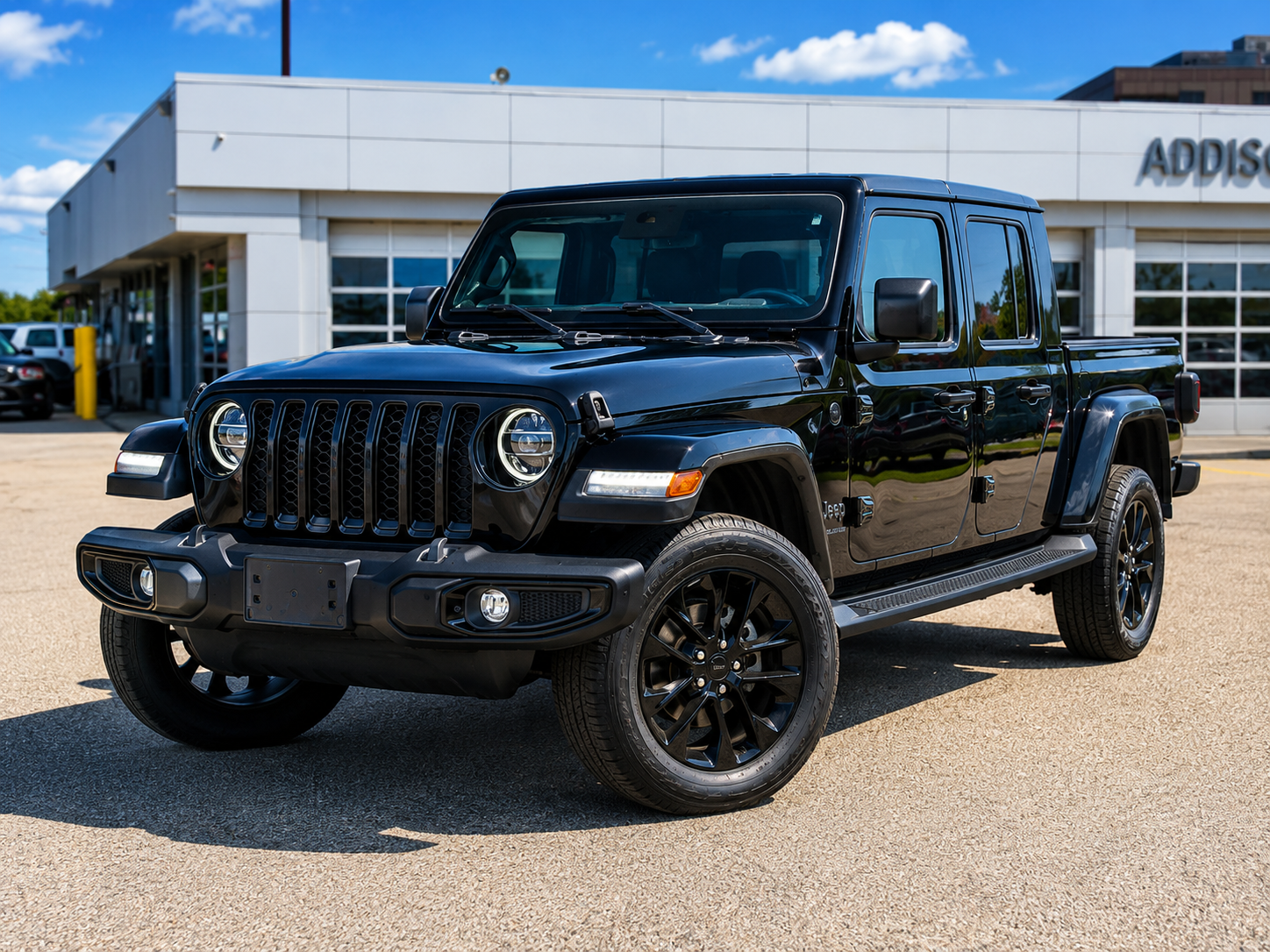 Black 2022 Jeep Gladiator High Altitude Crew Cab 4WD Pickup Truck Four-Wheel Drive Automatic
