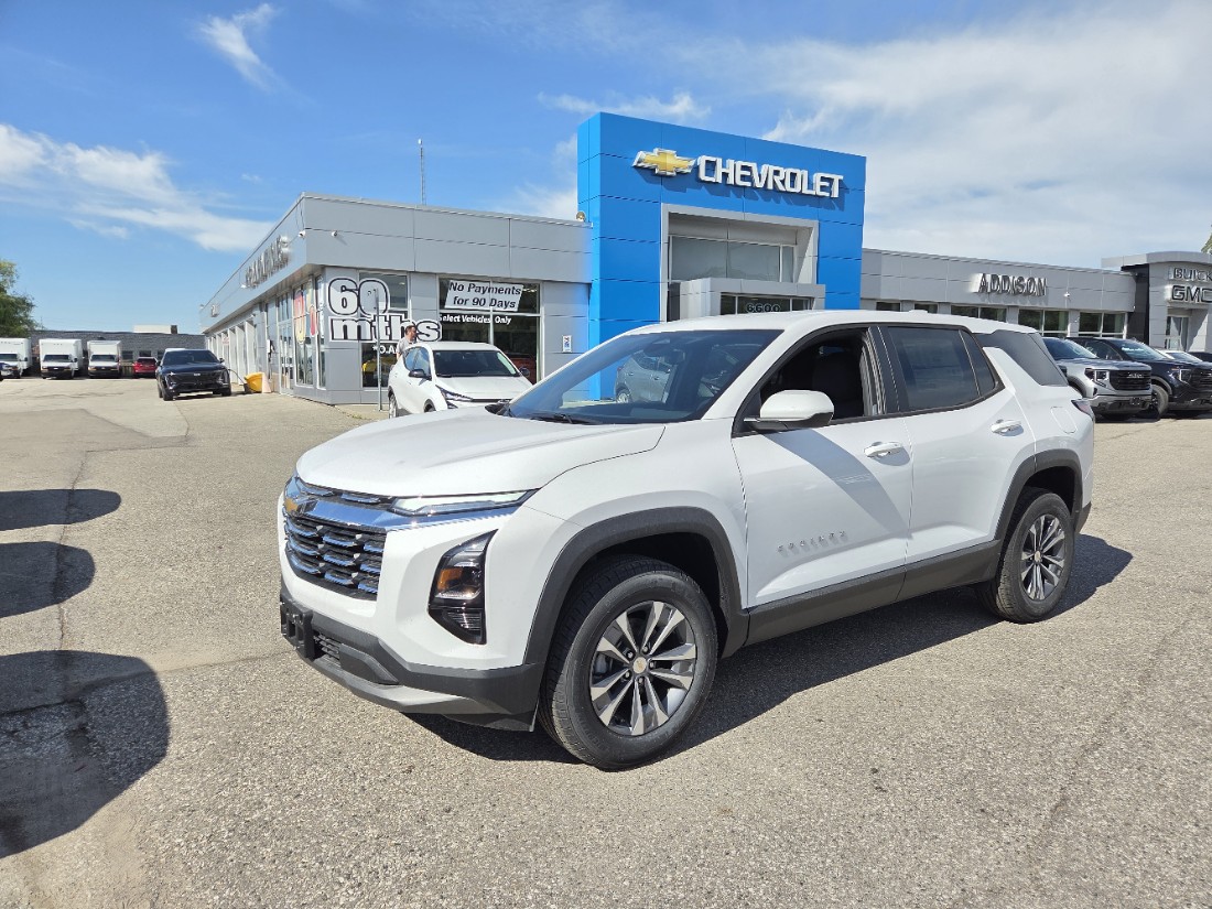 Summit White 2026 Chevrolet Equinox SUV / Crossover Four-Wheel Drive Automatic