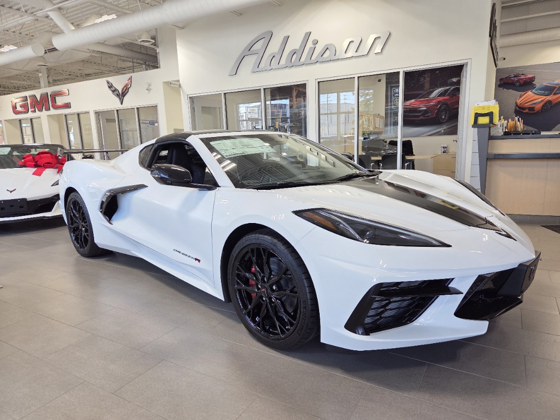 Arctic White 2027 Chevrolet Corvette Coupe Rear-Wheel Drive Automatic