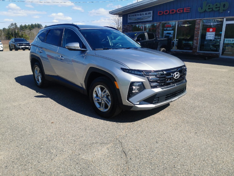 Silver 2025 Hyundai Tucson SEL AWD SUV / Crossover All-Wheel Drive Automatic