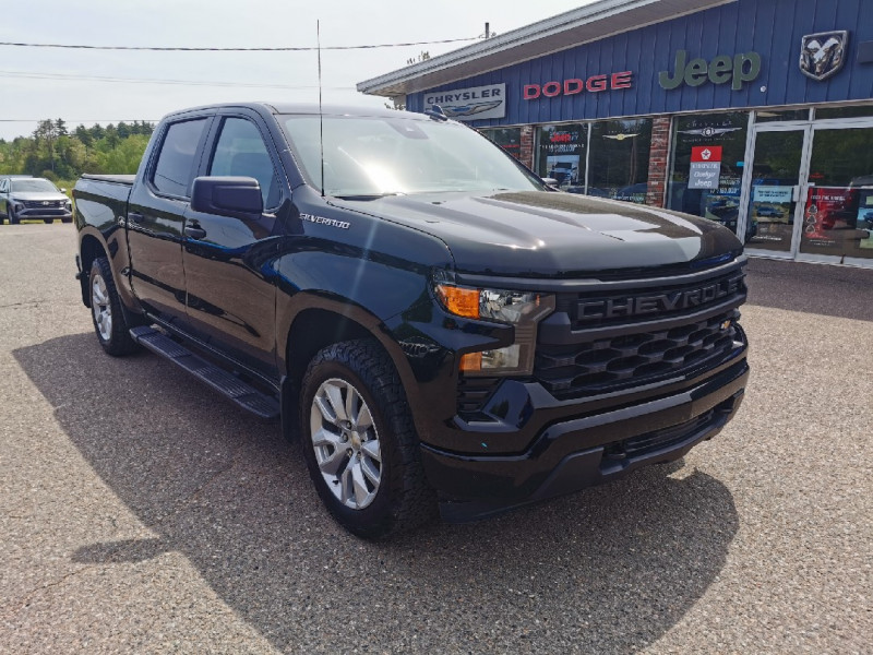 Black 2022 Chevrolet Silverado 1500 Custom Crew Cab 4WD Pickup Truck Four-Wheel Drive Automatic