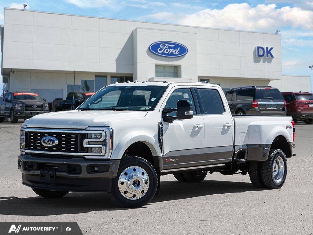 Star White/marsh Grey Accent 2026 Ford F-450 Super Duty King Ranch Crew Cab LB DRW 4WD Pickup Truck Four-Wheel Drive Automatic