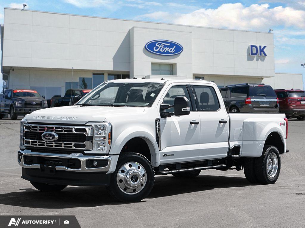 Oxford White 2026 Ford F-450 Super Duty Pickup Truck Four-Wheel Drive Automatic
