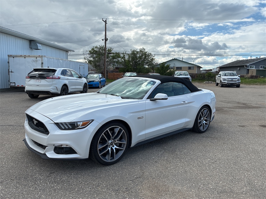 White 2017 Ford Mustang GT Premium Convertible RWD Convertible Rear-Wheel Drive Manual