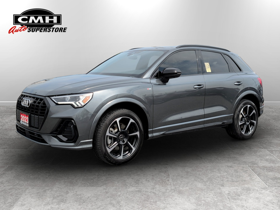 Gray (Chronos Grey Metallic) 2023 Audi Q3 quattro Technik 45 TFSI SUV / Crossover Automatic
