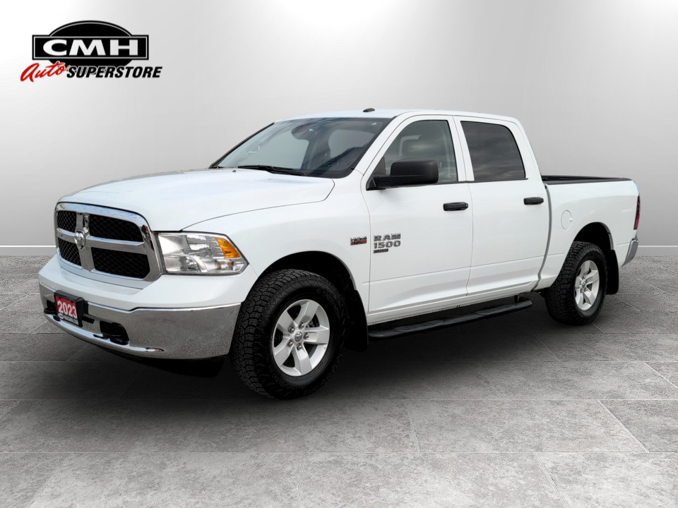 Bright White 2023 RAM 1500 Classic SLT Crew Cab 4WD Pickup Truck Four-Wheel Drive Automatic