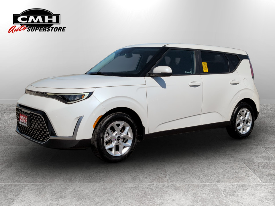 Snow White Pearl 2023 Kia Soul EX FWD SUV / Crossover Front-Wheel Drive Automatic