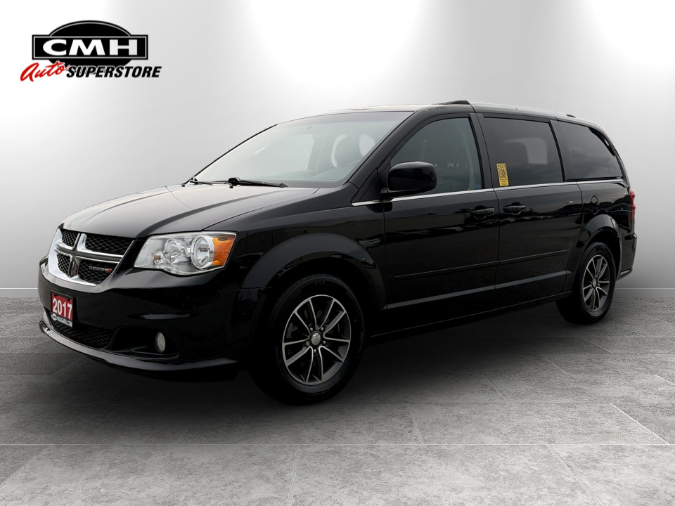 Brilliant Black Crystal Pearl 2017 Dodge Grand Caravan Minivan Front-Wheel Drive Automatic