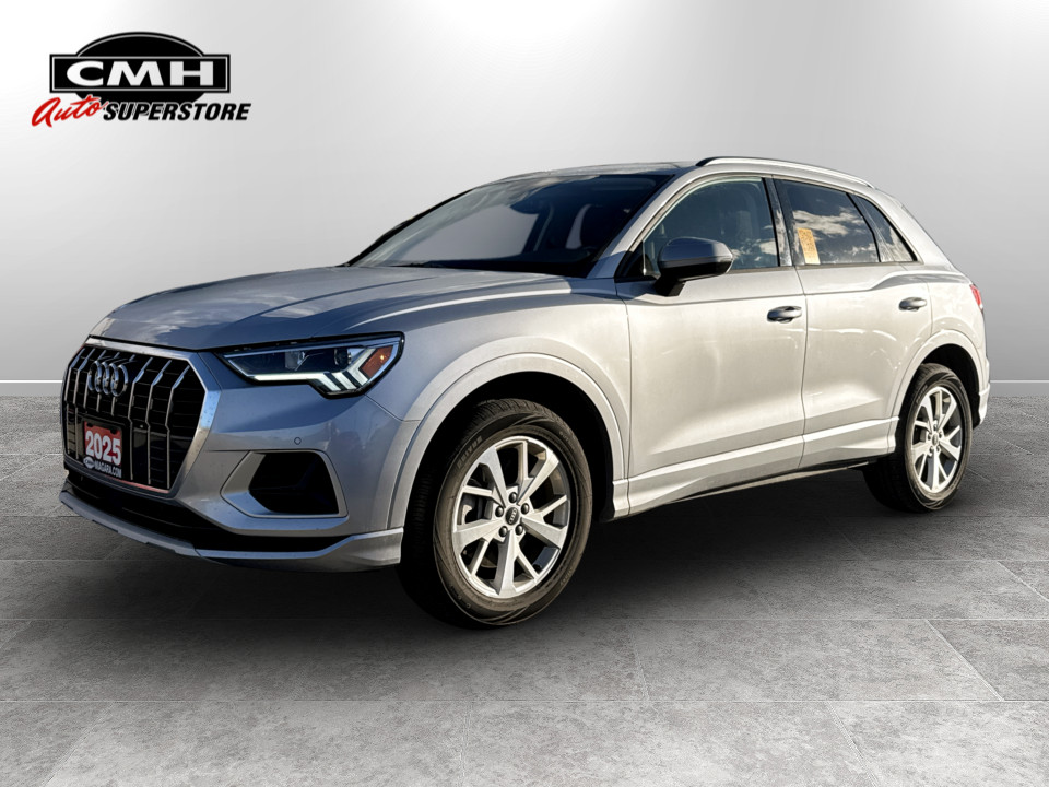 Gray (Nano Grey Metallic) 2025 Audi Q3 SUV / Crossover Automatic