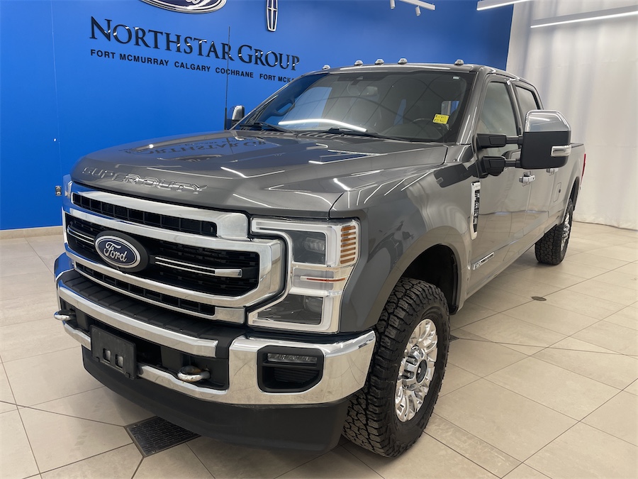 2022 Ford F-350 Super Duty Lariat Crew Cab 4WD