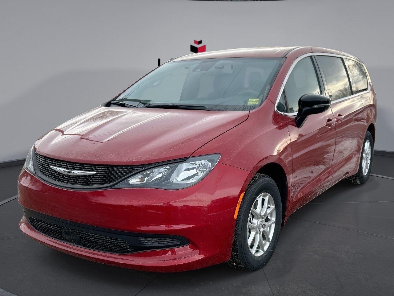 Red Hot Pearl Coat 2026 Chrysler Grand Caravan Minivan Automatic