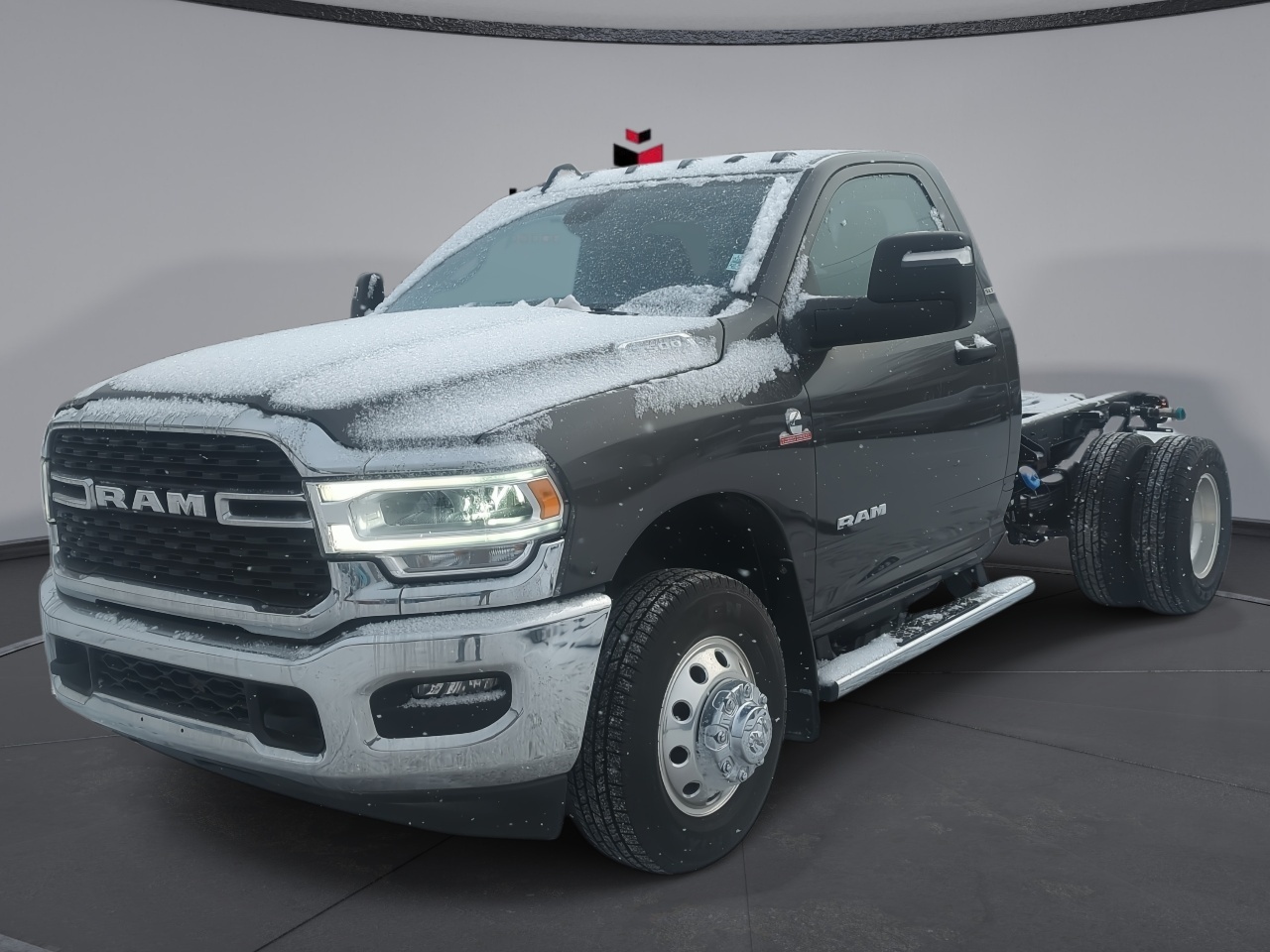 2024 RAM 3500 Chassis SLT Regular Cab DRW 4WD