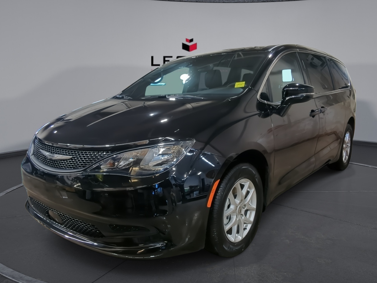 2025 Chrysler Grand Caravan SXT FWD