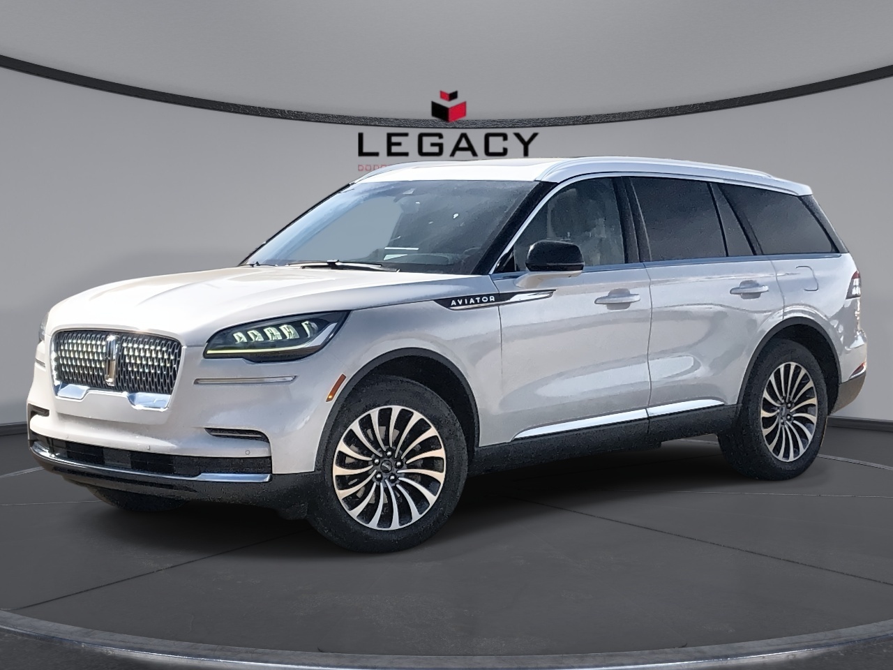 White 2022 Lincoln Aviator SUV / Crossover All-Wheel Drive Automatic