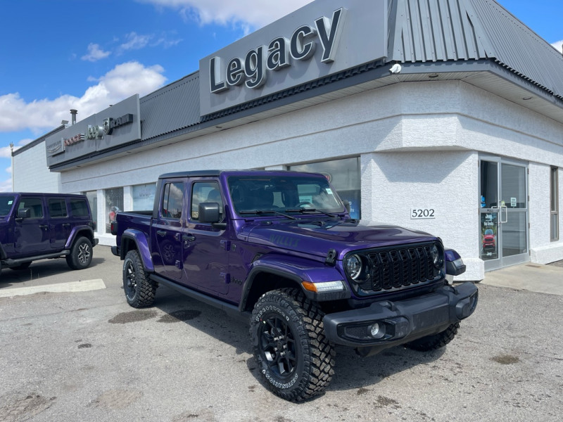 Reign 2026 Jeep Gladiator Pickup Truck Four-Wheel Drive Automatic