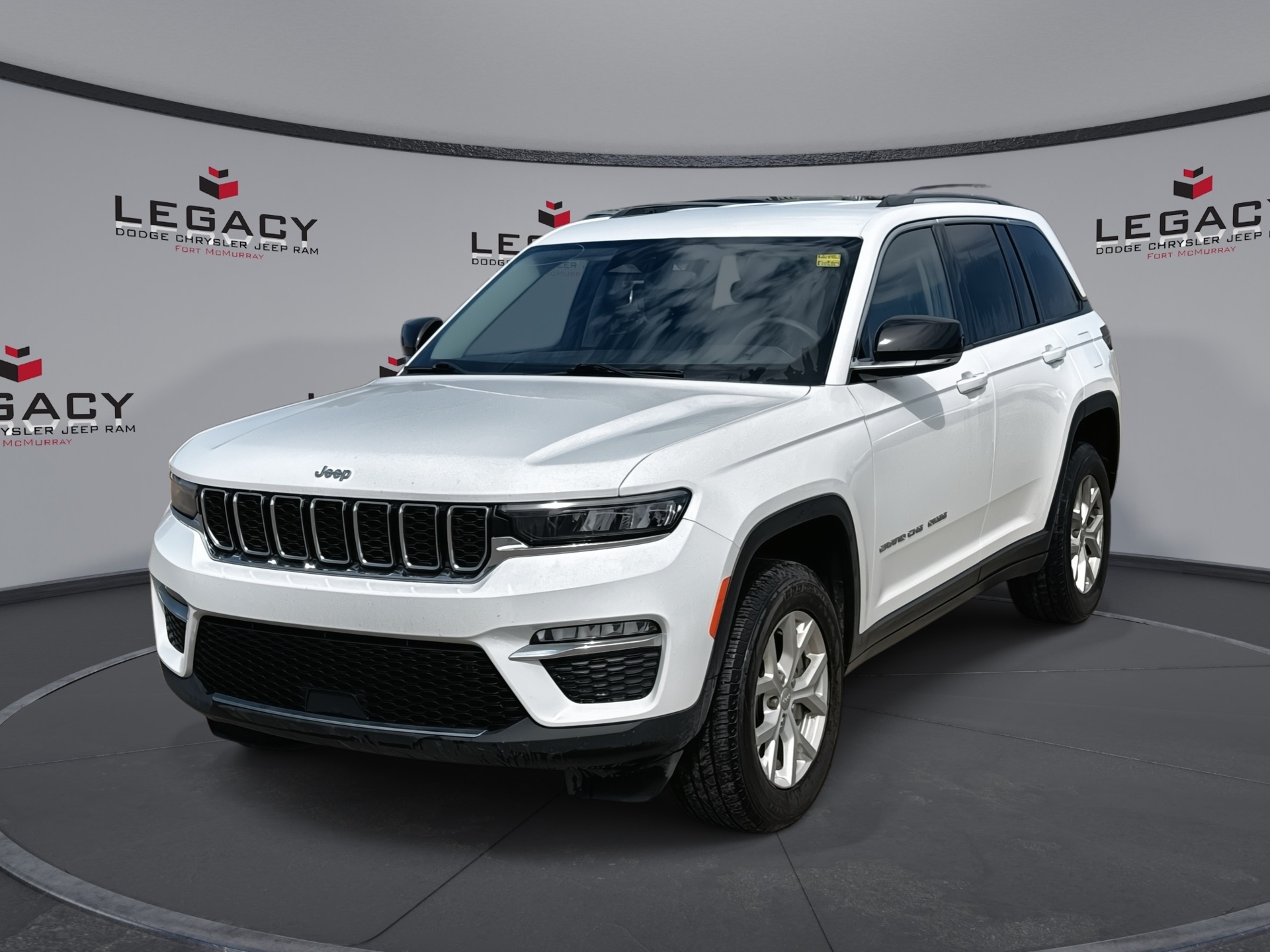 Bright White 2023 Jeep Grand Cherokee SUV / Crossover Four-Wheel Drive Automatic