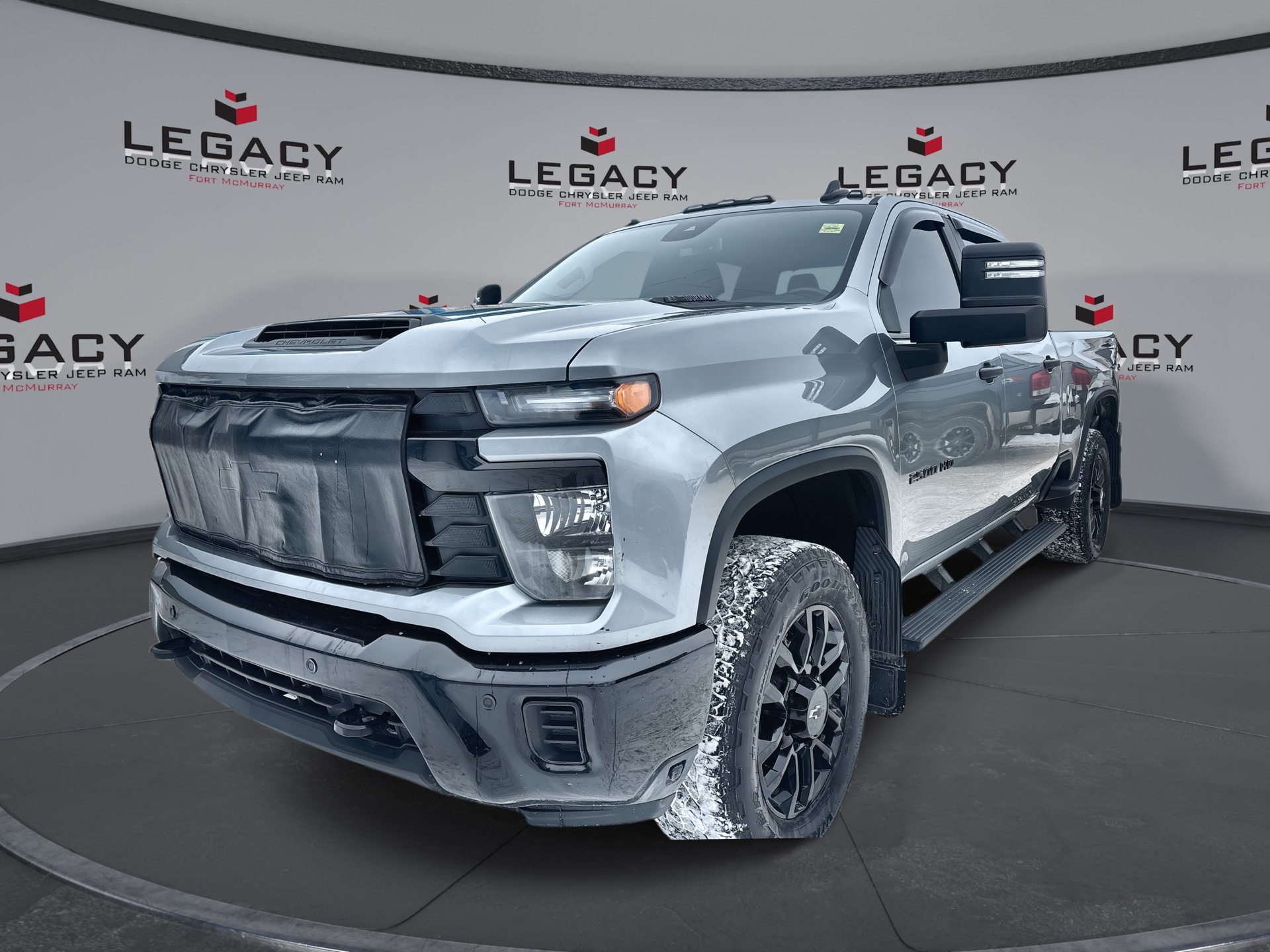 2025 Chevrolet Silverado 2500HD Custom Crew Cab 4WD