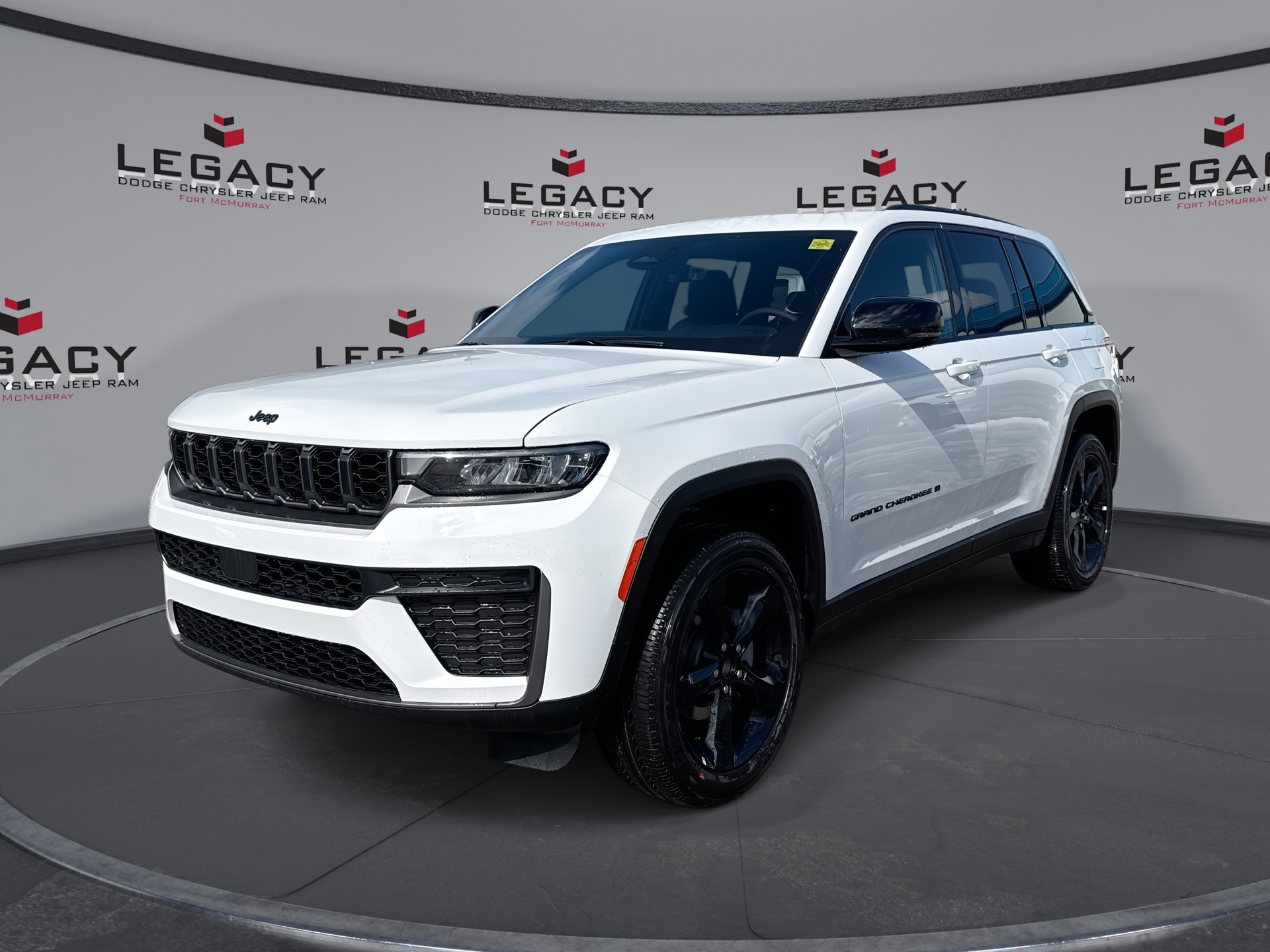Bright White 2026 Jeep Grand Cherokee SUV / Crossover Automatic