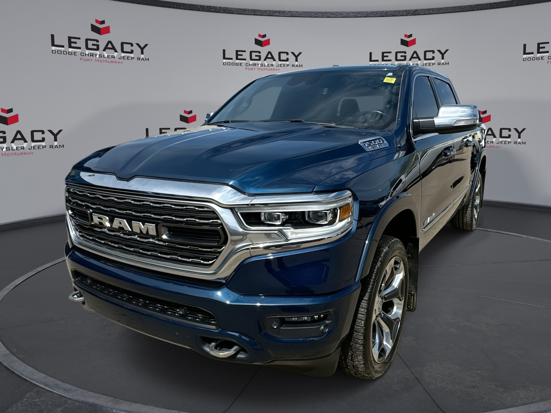 2022 RAM 1500 Limited Crew Cab 4WD