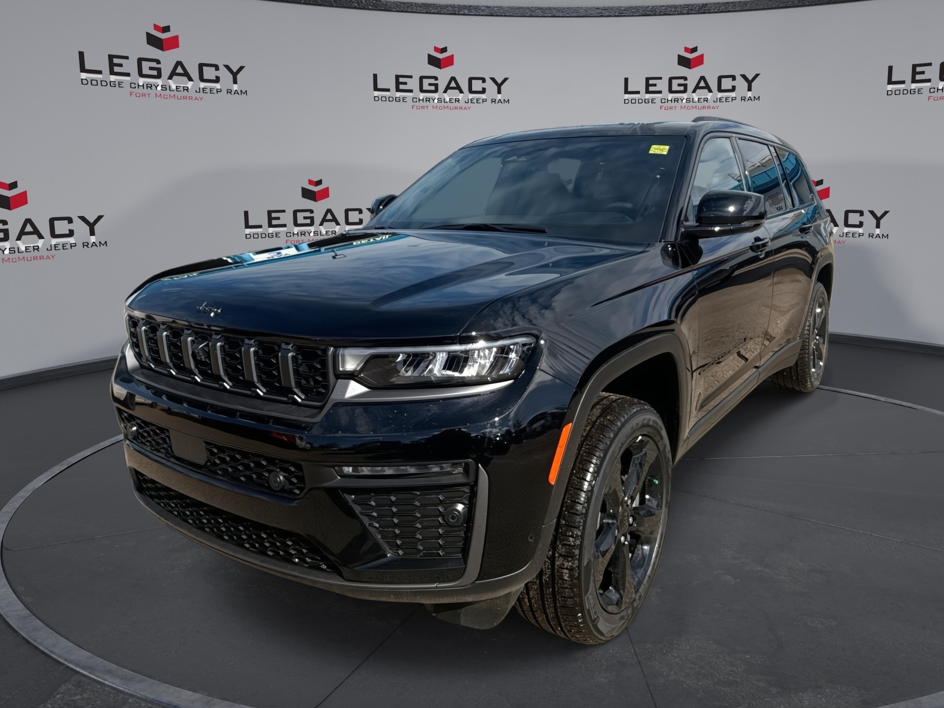 Diamond Black Crystal Pearlcoat 2026 Jeep Grand Cherokee L SUV / Crossover  Automatic