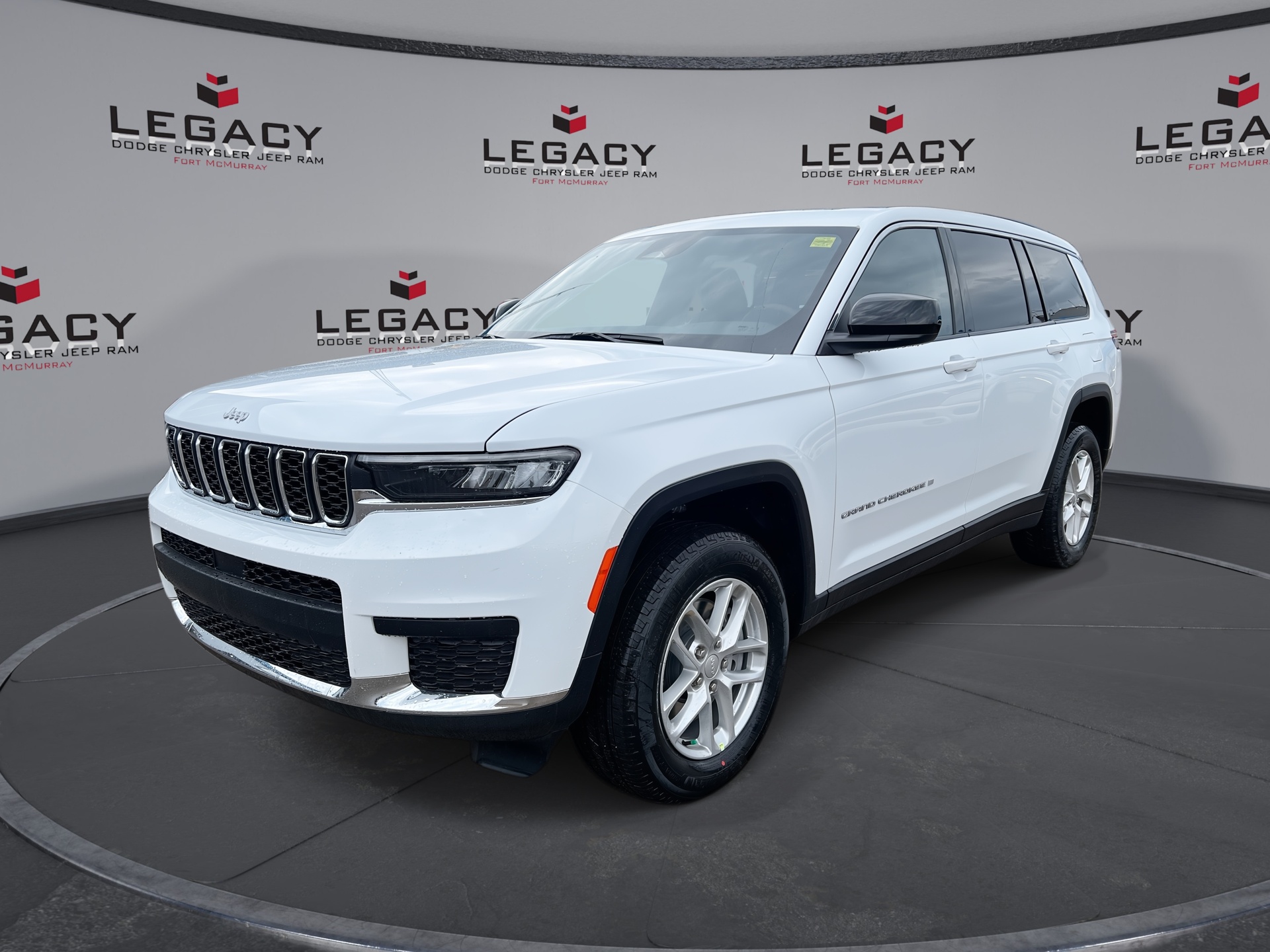 Bright White 2026 Jeep Grand Cherokee L SUV / Crossover Four-Wheel Drive Automatic