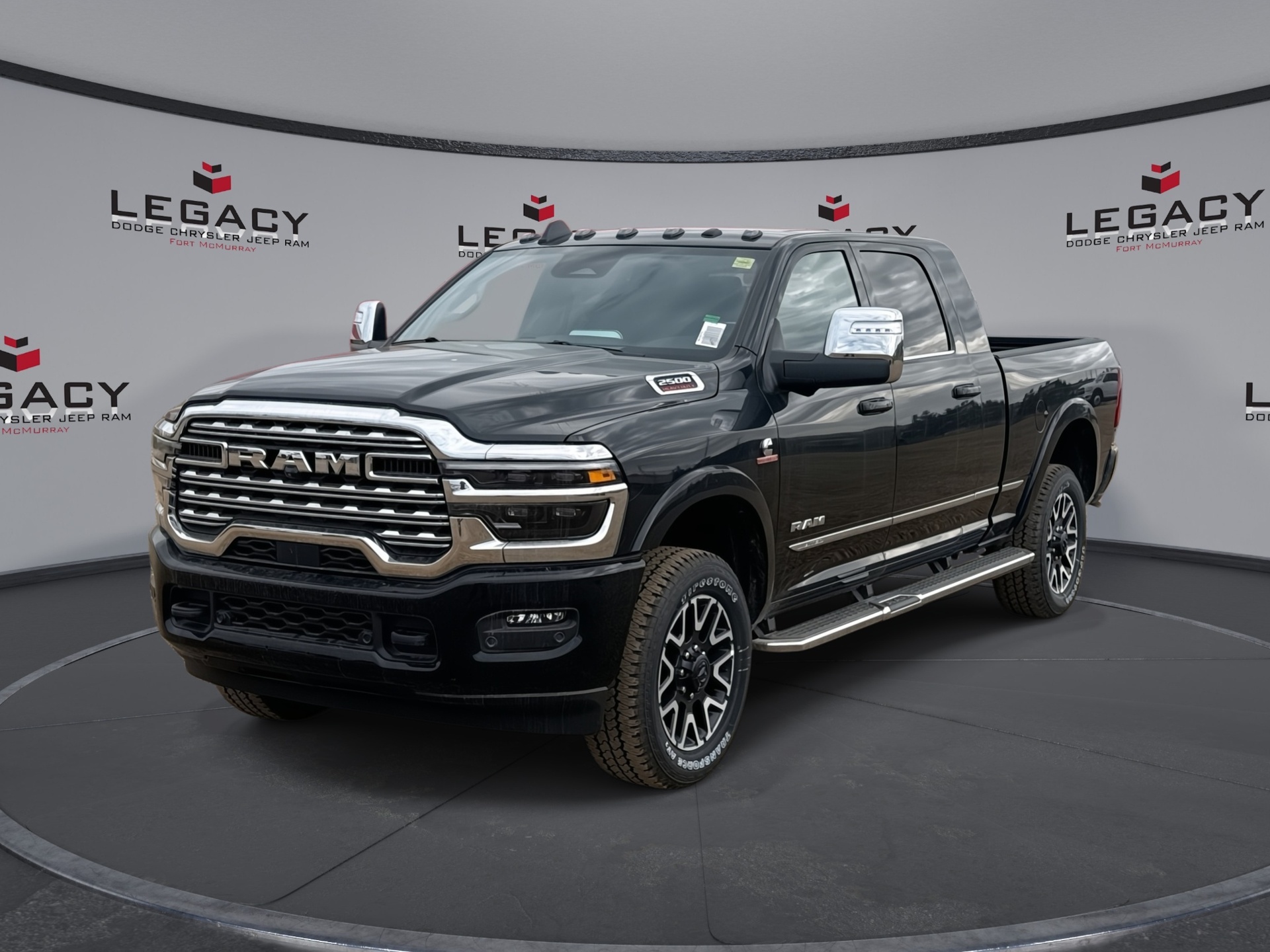 Diamond Black Crystal Pearlcoat 2026 RAM 2500 Pickup Truck Four-Wheel Drive Automatic