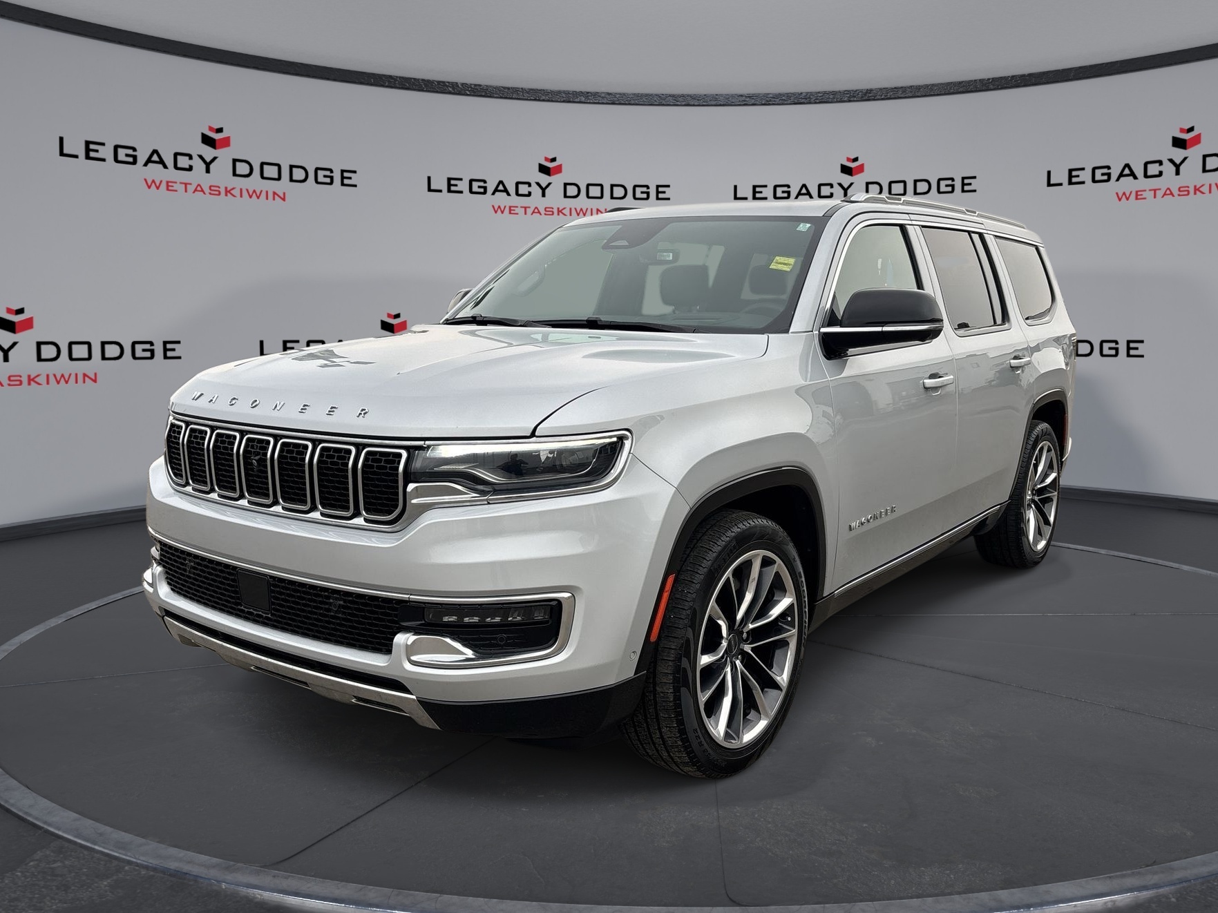 Jeep Wagoneer Series III 4WD 2023