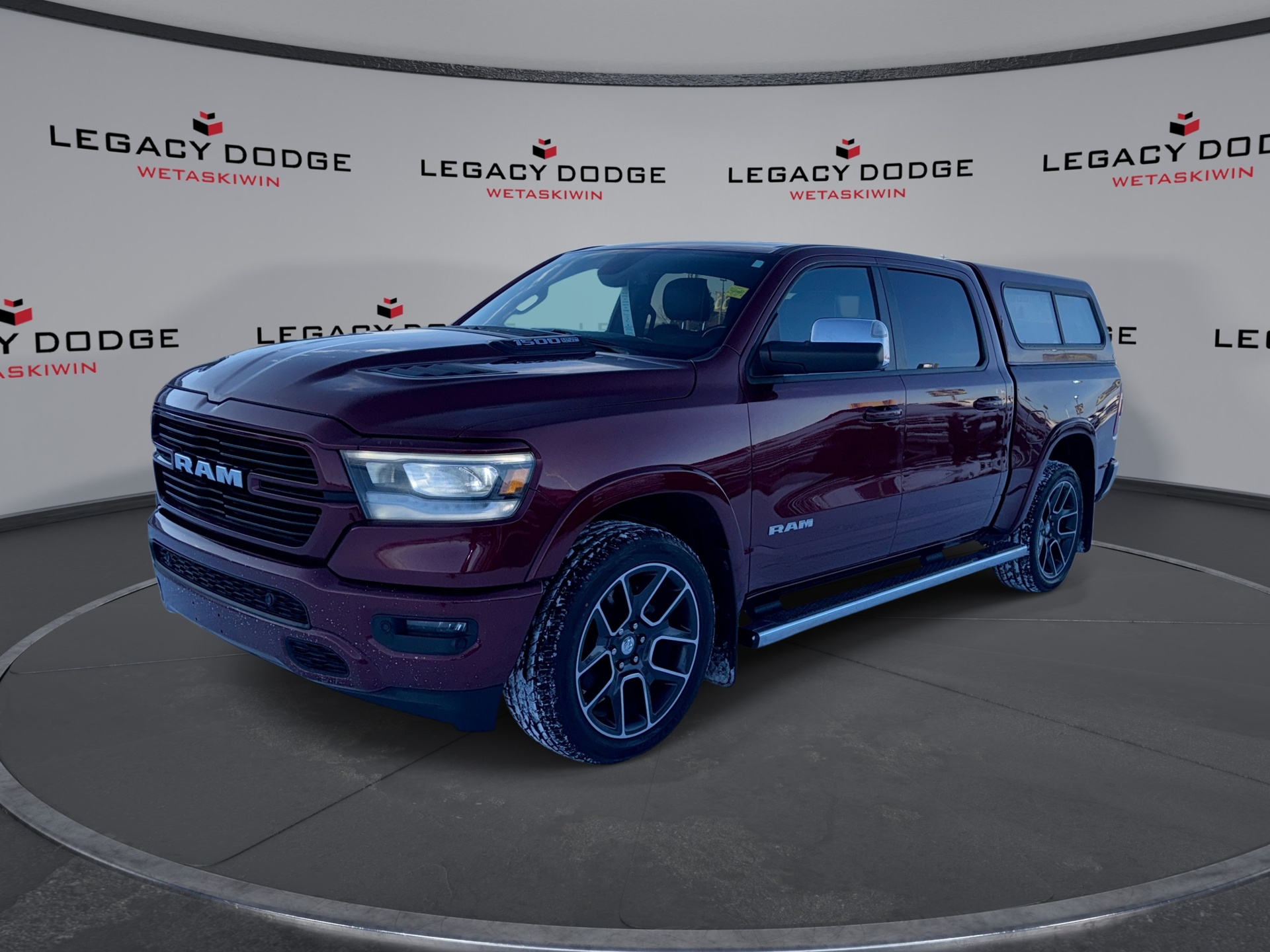 RAM 1500 Laramie Crew Cab 4WD 2020