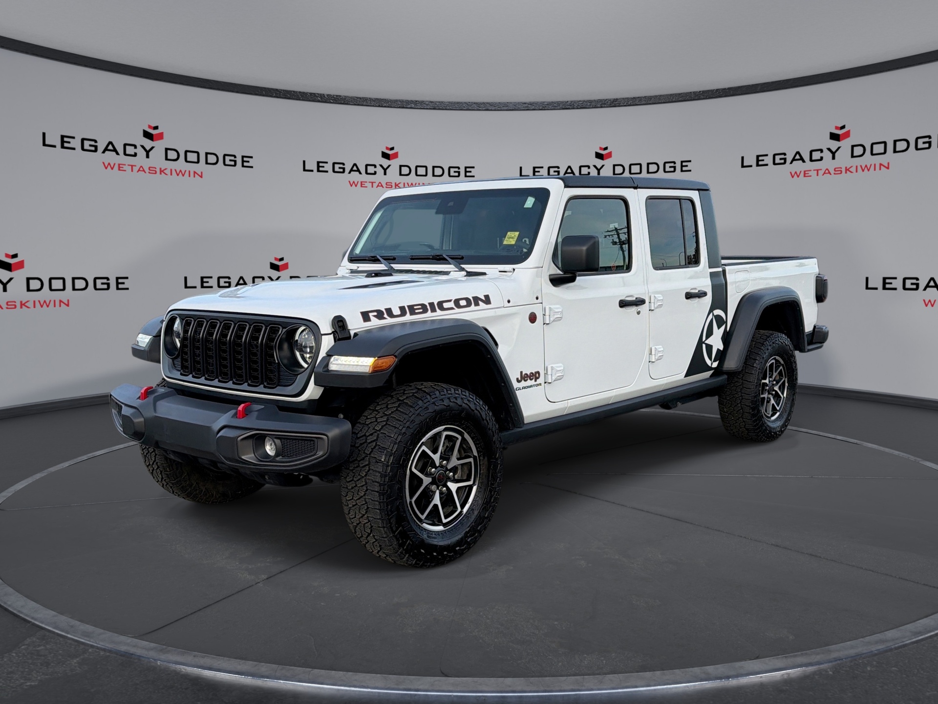 Bright White Clearcoat 2024 Jeep Gladiator Pickup Truck Four-Wheel Drive 8-Speed Automatic