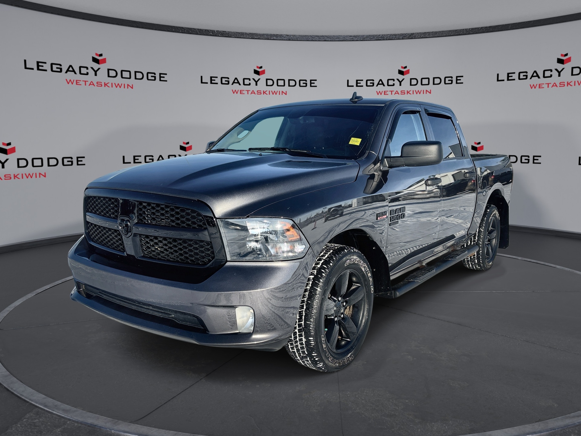 Granite Crystal Metallic 2023 RAM 1500 Pickup Truck Four-Wheel Drive Automatic