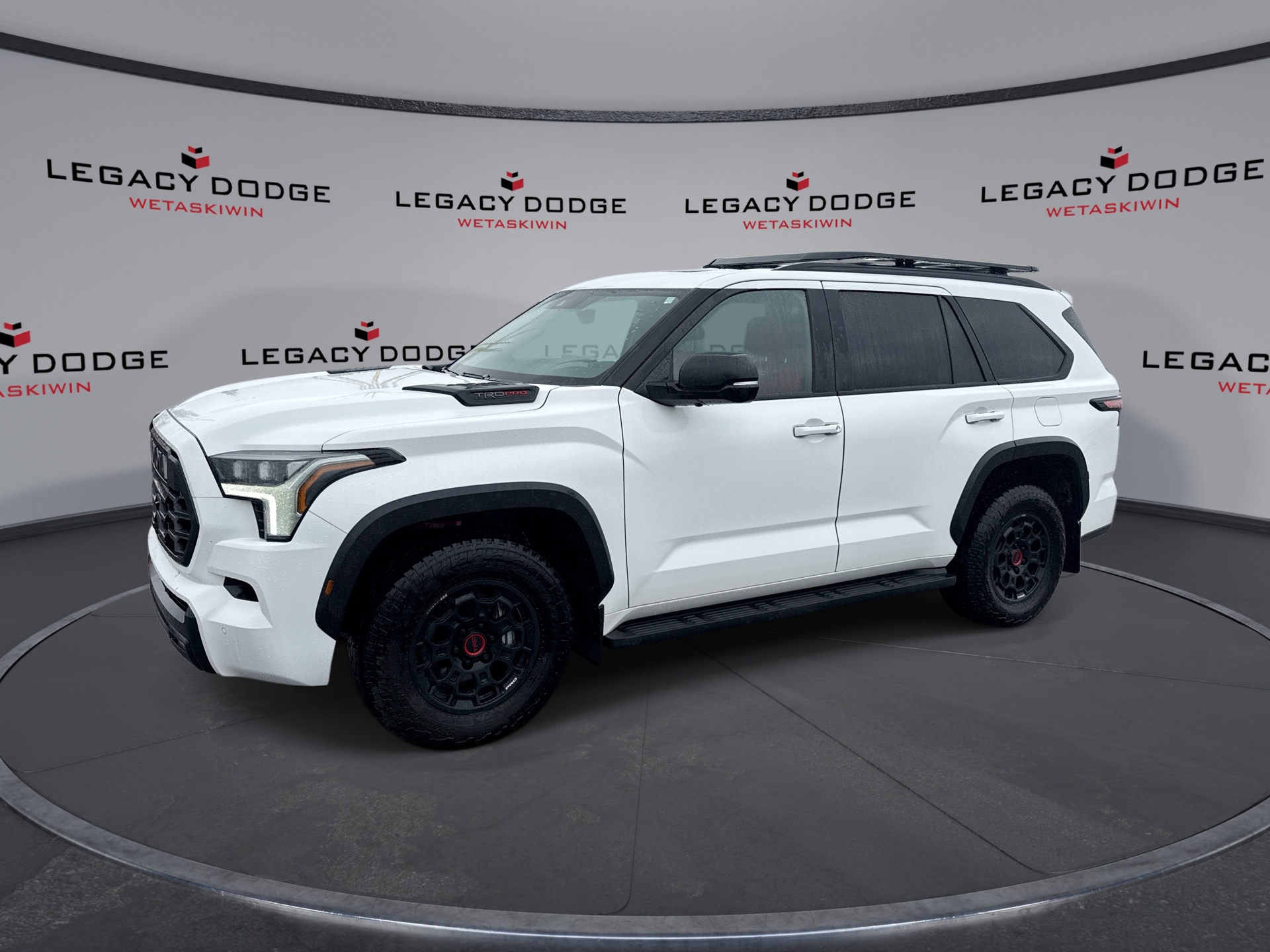 0089 2025 Toyota Sequoia SUV / Crossover Four-Wheel Drive Automatic