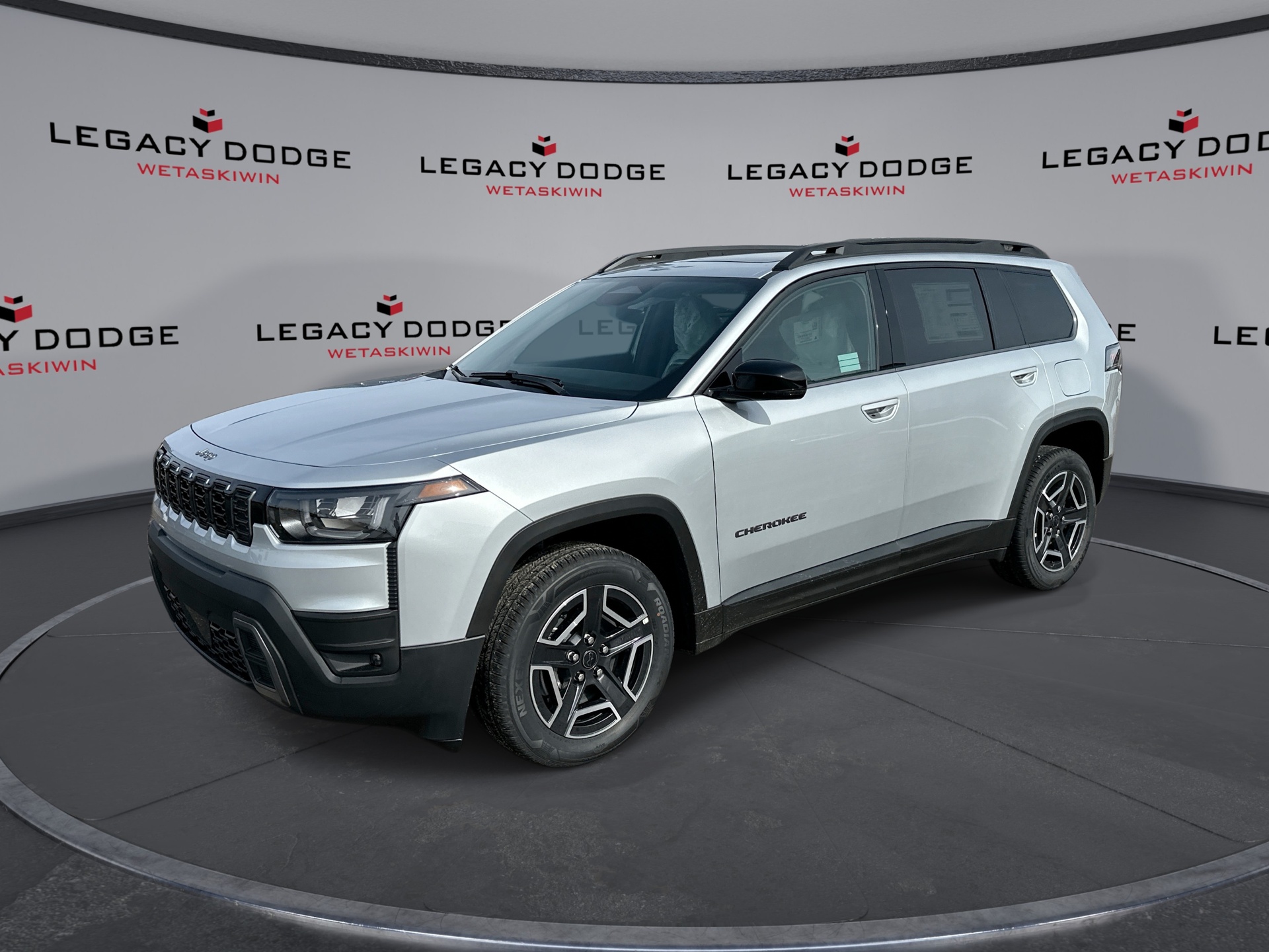 Silver Zynith 2026 Jeep Cherokee SUV / Crossover Four-Wheel Drive Automatic