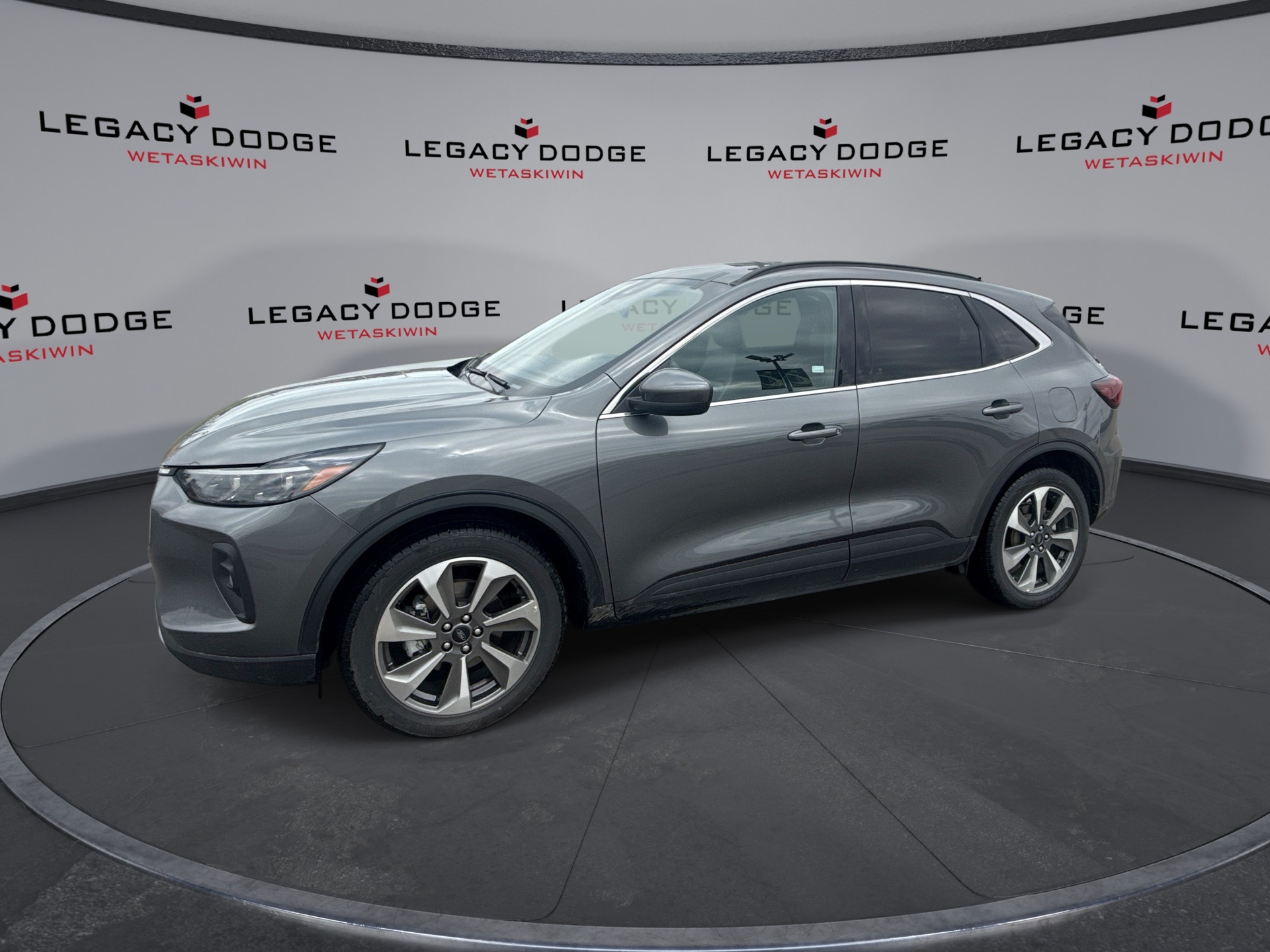 Carbonized Gray Metallic 2025 Ford Escape SUV / Crossover All-Wheel Drive 8-Speed Automatic