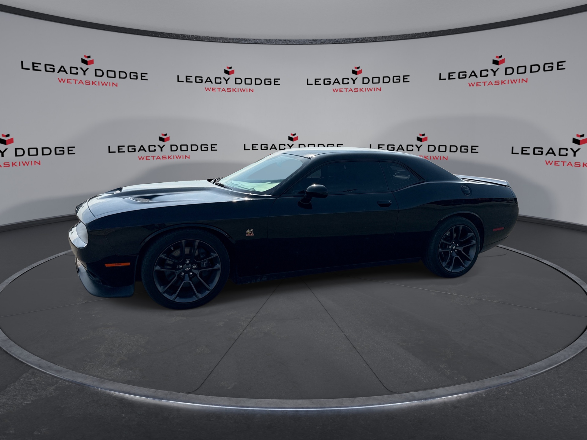 Pitch Black Clearcoat 2023 Dodge Challenger Coupe Rear-Wheel Drive Automatic