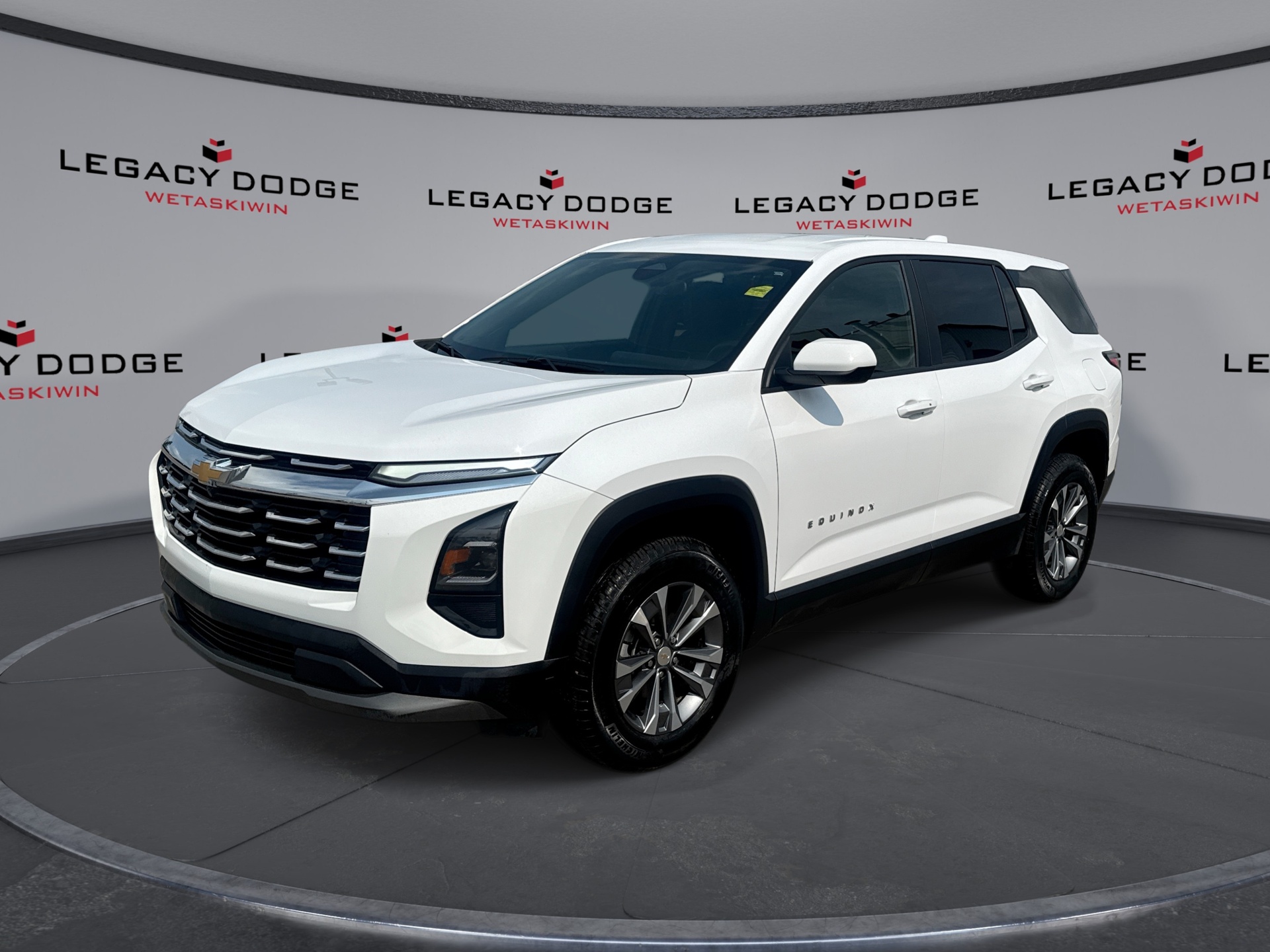 White 2025 Chevrolet Equinox SUV / Crossover Four-Wheel Drive Automatic