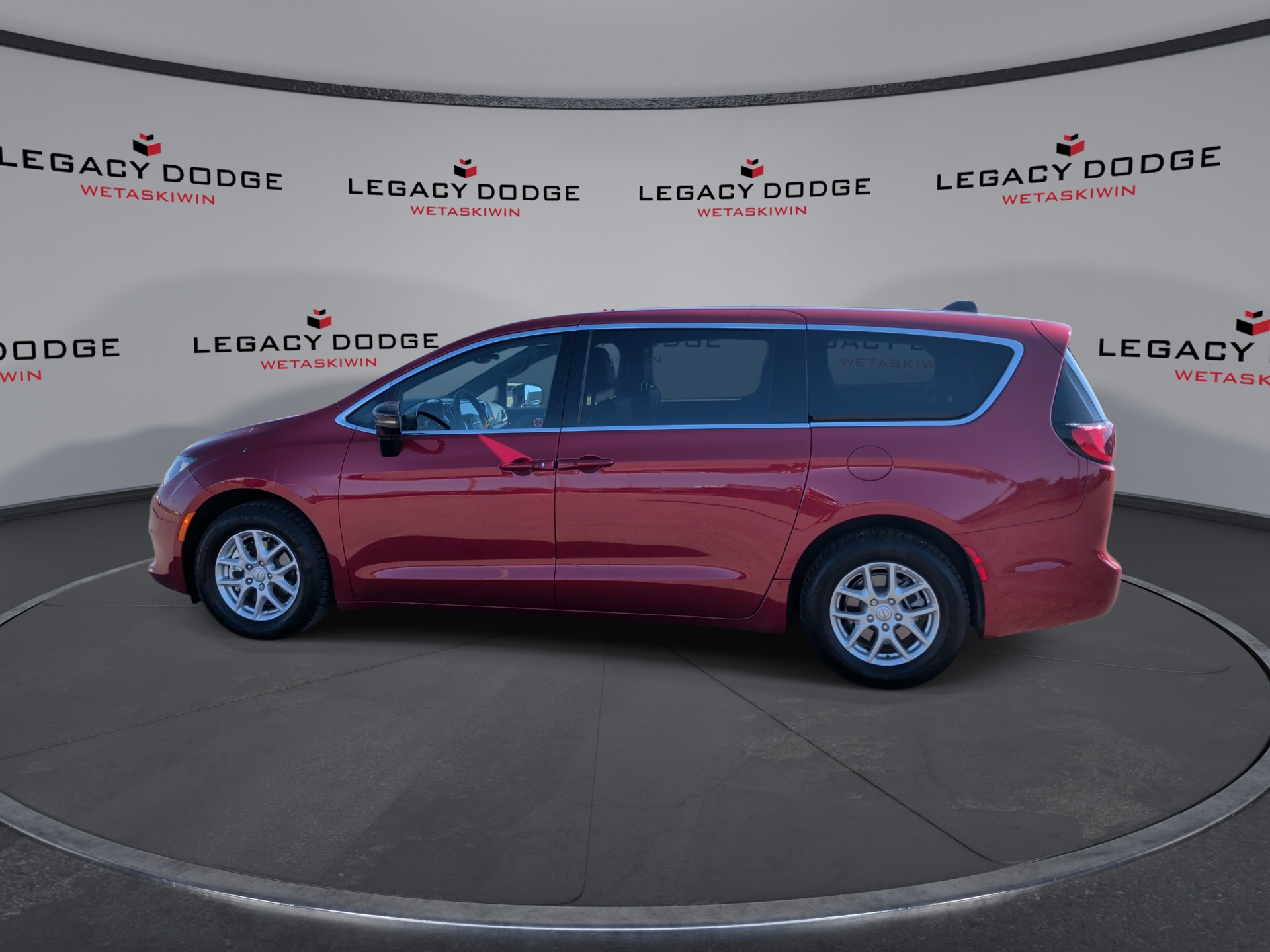 2026 Chrysler Grand Caravan SXT FWD