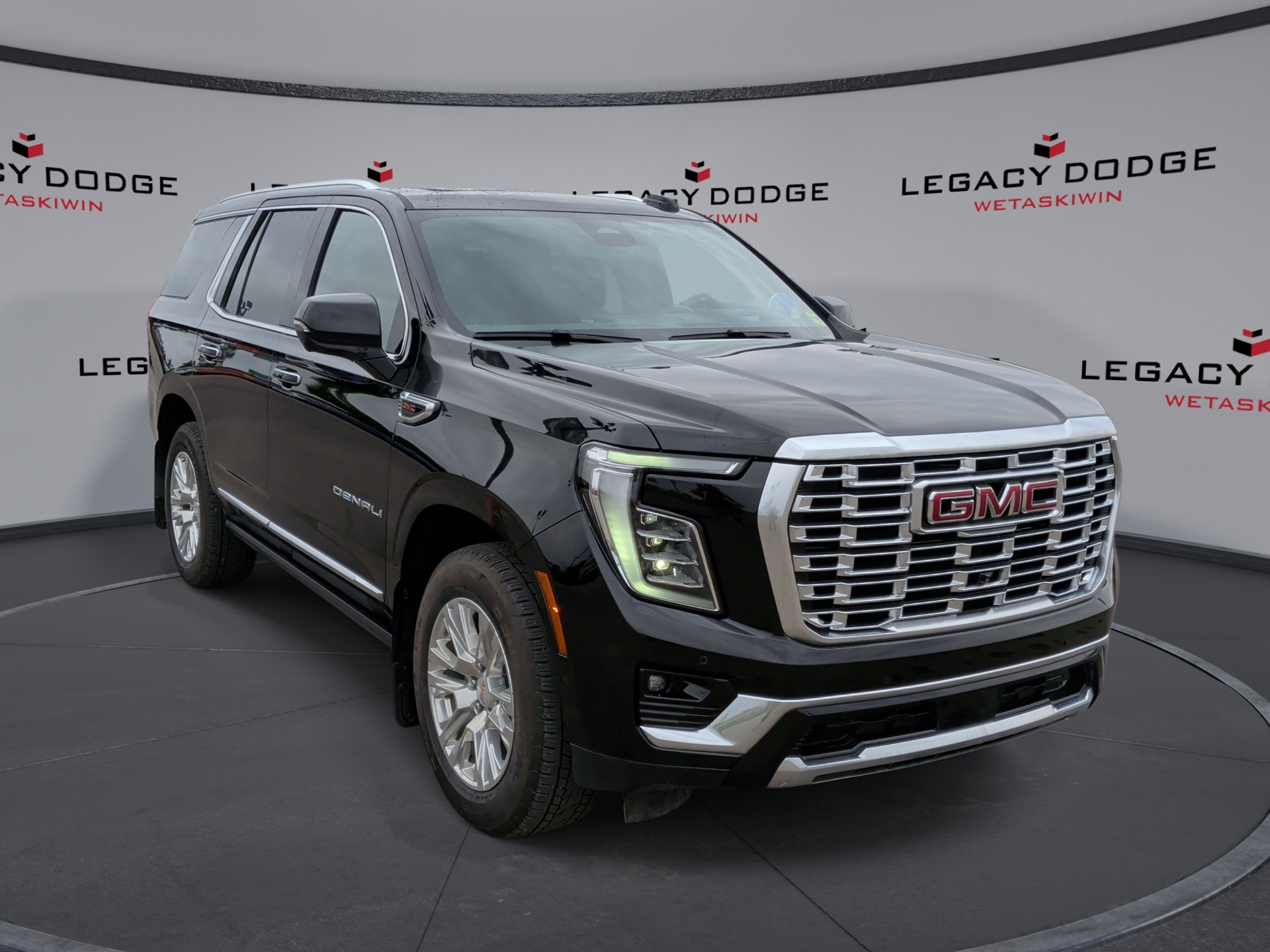 Onyx Black 2025 GMC Yukon SUV / Crossover Four-Wheel Drive 