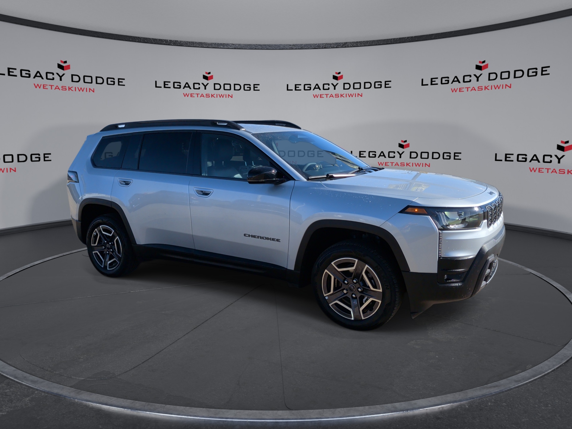 Silver Zynith Clearcoat 2026 Jeep Cherokee SUV / Crossover Four-Wheel Drive Continuously Variable Transmission
