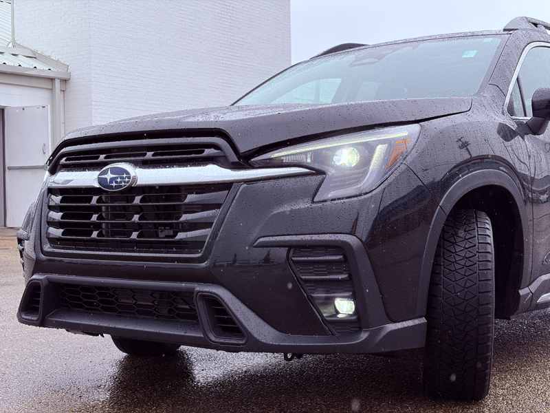 Black 2023 Subaru Ascent Limited AWD with Captains Chairs SUV / Crossover Automatic