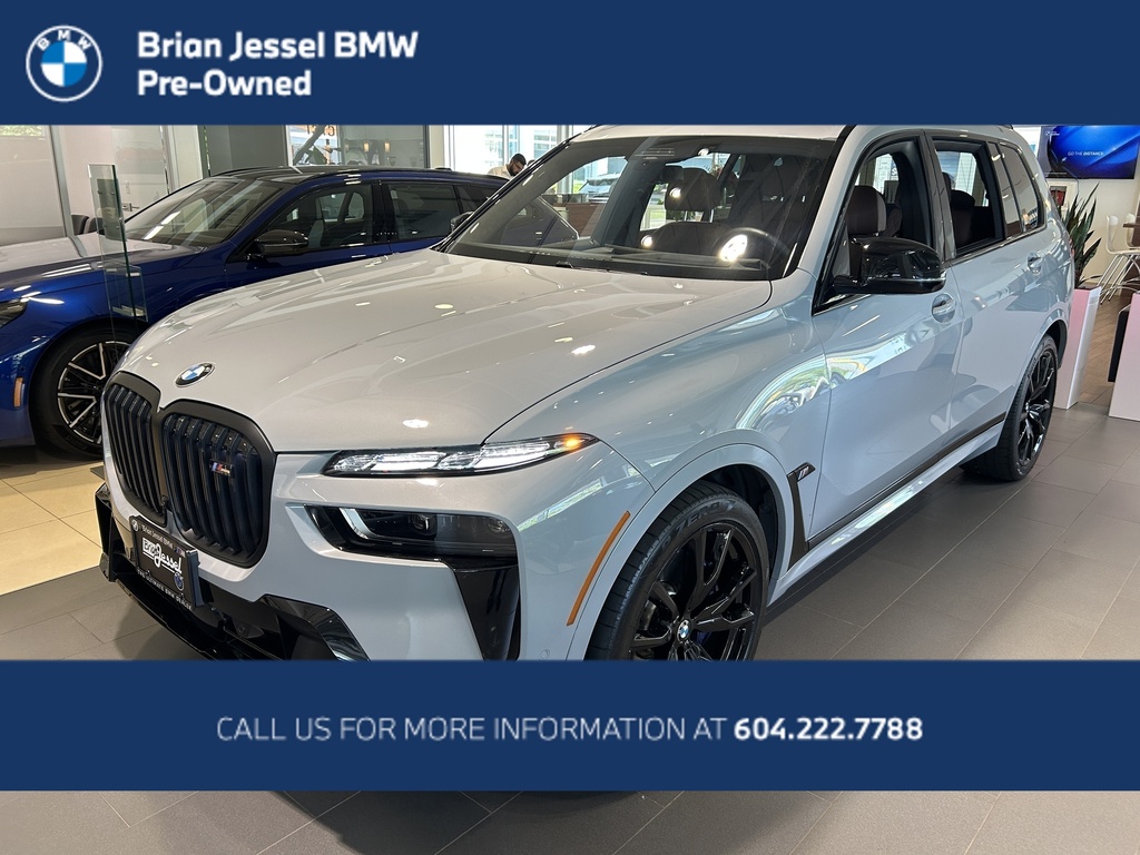 2025 BMW X7 M60i AWD