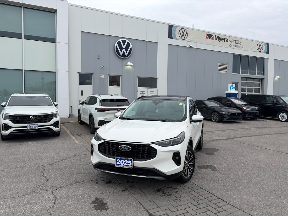 2025 Ford Escape Hybrid Platinum AWD