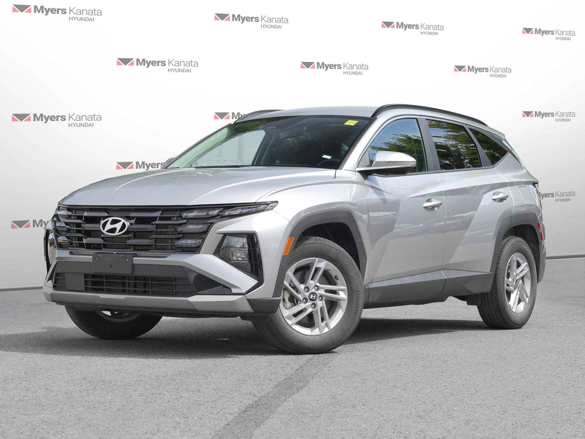 Shimmering Silv 2025 Hyundai Tucson SUV / Crossover All-Wheel Drive Automatic