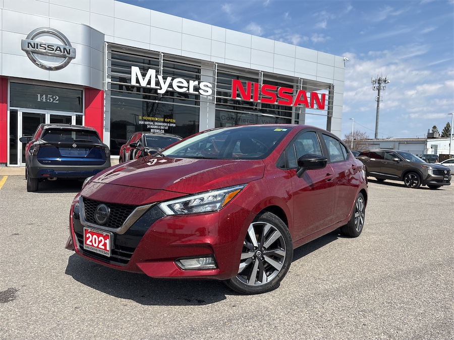 2021 Nissan Versa SR FWD